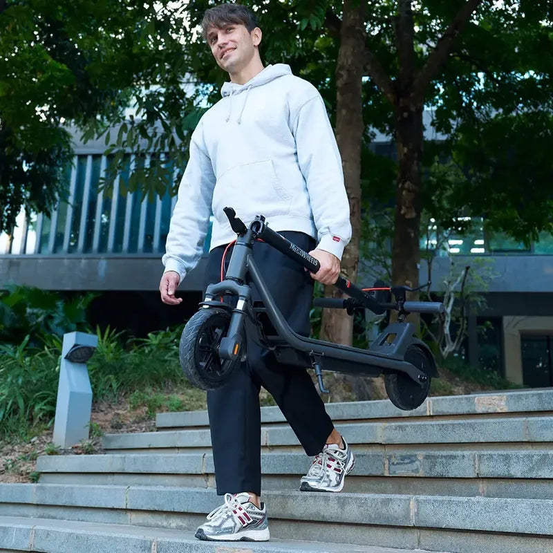 Scooter Megawheels A1c Eléctrico 20km Doble Sistema Suspensi Negro