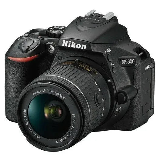 Camara Nikon D5600+ 18-55mm+ 70.300mm Vr+ 500mm+ Prem Bundle