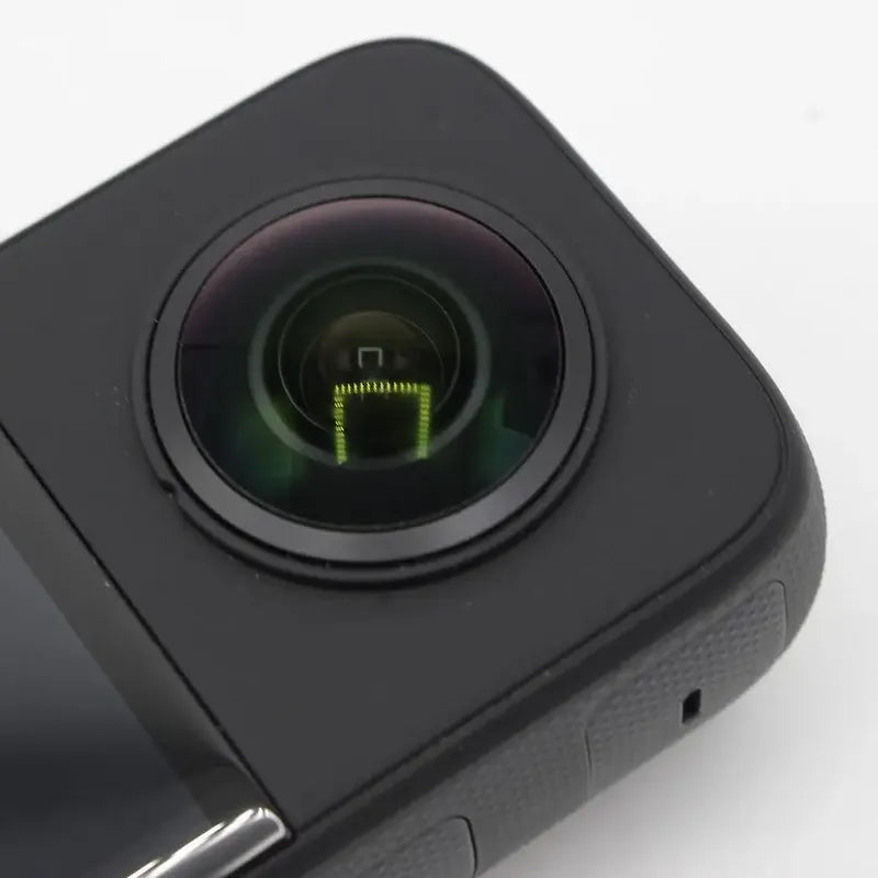 Camara Insta360 X3 Premium Kit Waterproof 360, 48mp 5.7k Negro