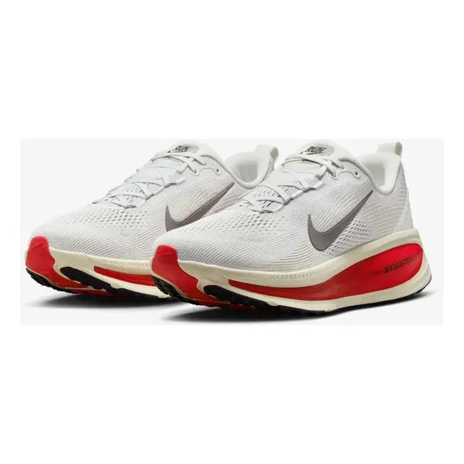 Zapatos Nike Vomero 18 Platinum Tint Metallic Pewter 9us Blanco Lisa 9