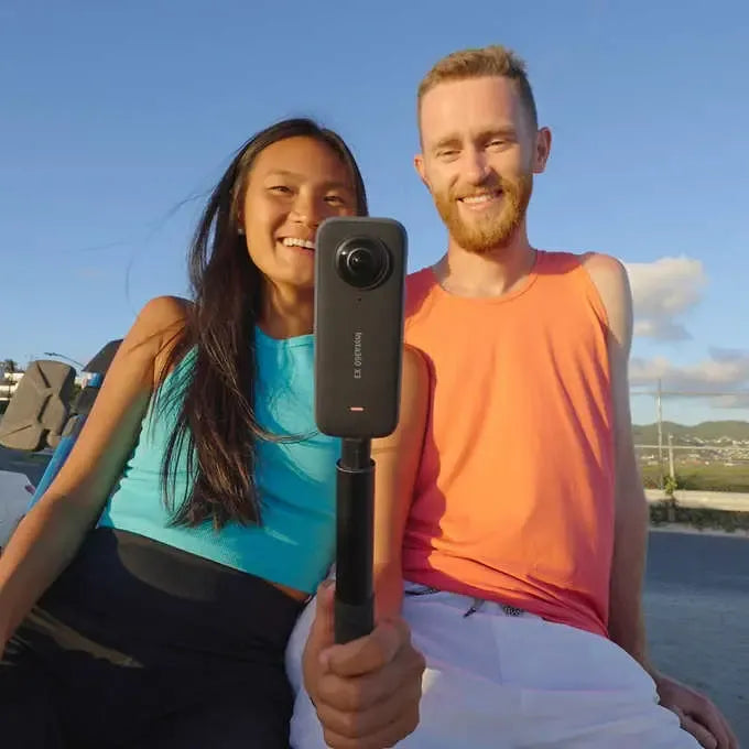 Insta360 X3 - 5.7k 360° Camara Accion, Adventure Bundle Negro