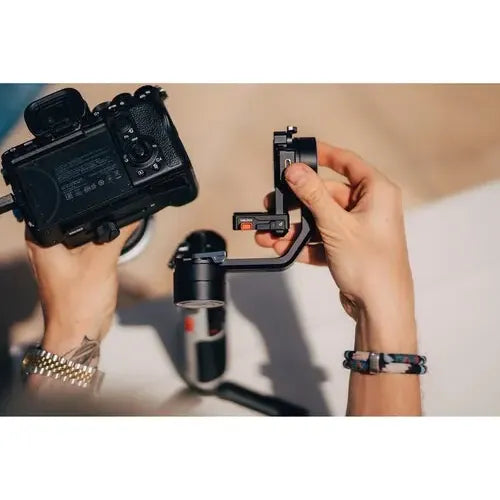 Estabilizador Zhiyun Crane-m2 S Cardán De Mano 3 Ejes Negro