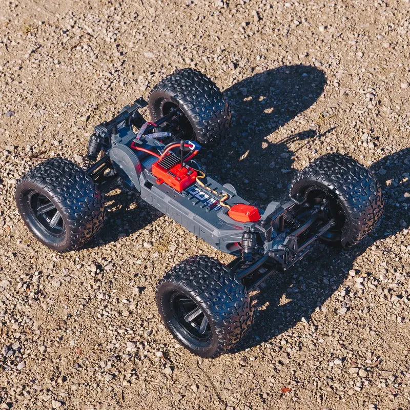 Camioneta Monster Truck Rc Armma Granite Voltage1:10 Brushed Rojo/azul N/a