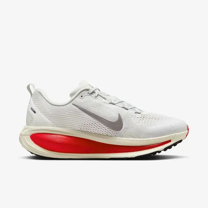 Zapatos Nike Vomero 18 Platinum Tint Metallic Pewter 9us Blanco Lisa 9