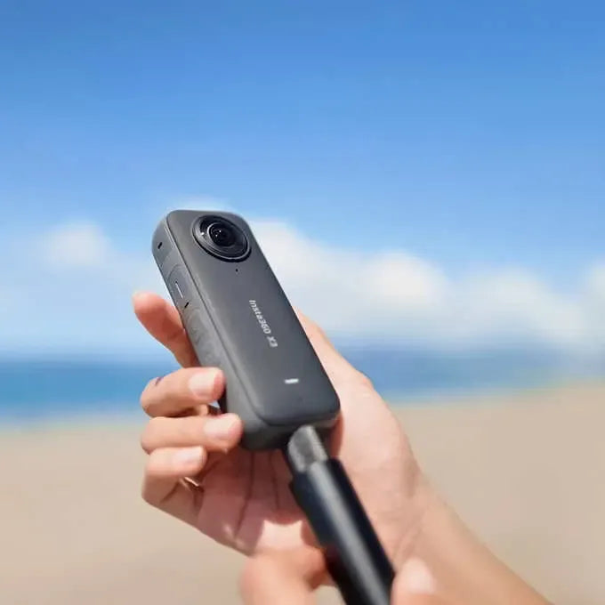Insta360 X3 - 5.7k 360° Camara Accion, Adventure Bundle Negro