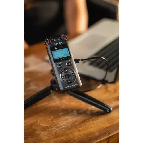 Grabadora De Audio Portátil Tascam Dr-05x 2 Input / 2 Track