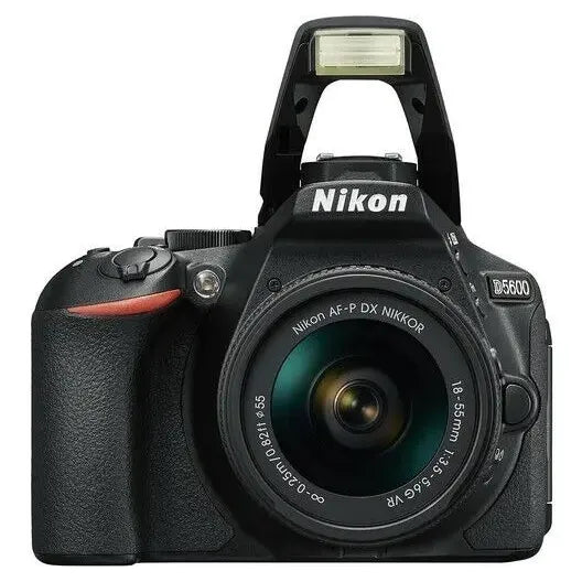 Camara Nikon D5600+ 18-55mm+ 70.300mm Vr+ 500mm+ Prem Bundle